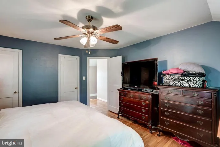6637 Osborn St, Falls Church, Virginia 22046
