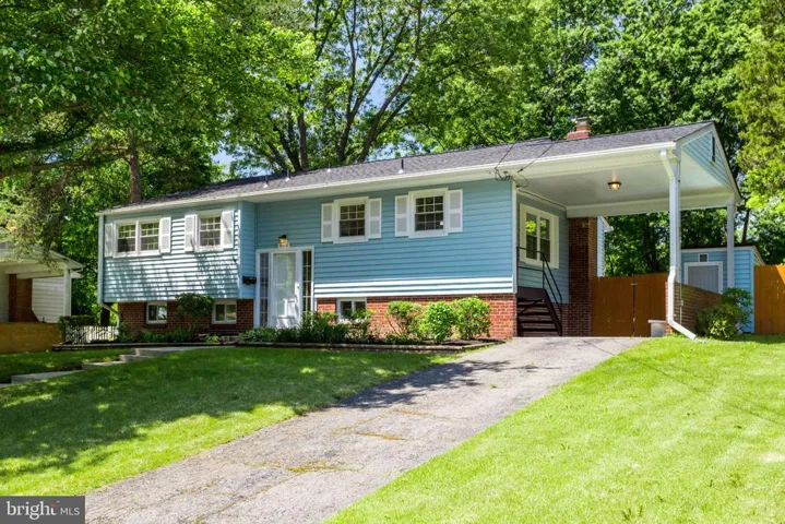8512 Wagon Wheel Rd, Alexandria, Virginia 22309