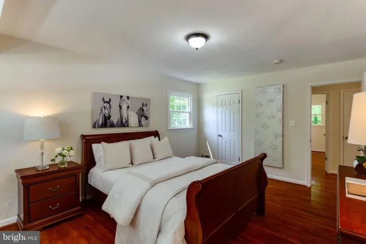 8512 Wagon Wheel Rd, Alexandria, Virginia 22309