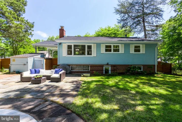8512 Wagon Wheel Rd, Alexandria, Virginia 22309