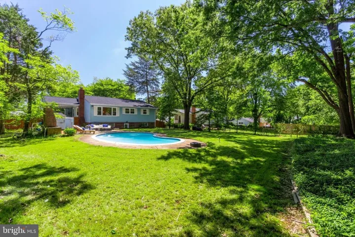8512 Wagon Wheel Rd, Alexandria, Virginia 22309