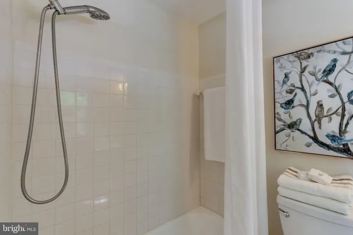 8512 Wagon Wheel Rd, Alexandria, Virginia 22309