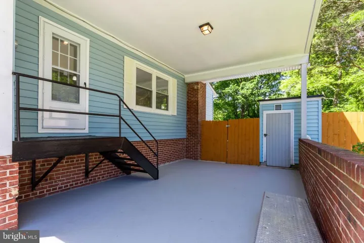 8512 Wagon Wheel Rd, Alexandria, Virginia 22309