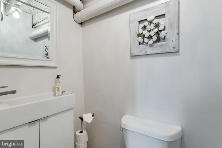 2702 Albemarle Dr, Alexandria, Virginia 22303