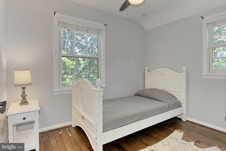 2855 Marshall St, Falls Church, Virginia 22042