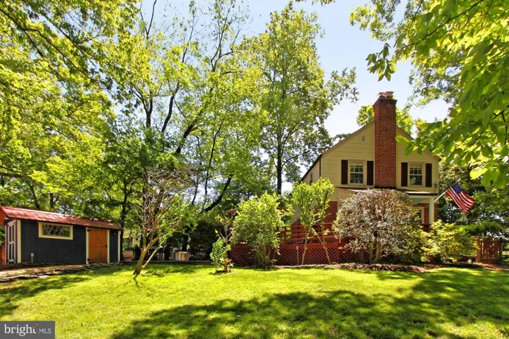 2855 Marshall St, Falls Church, Virginia 22042