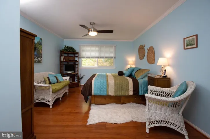 5747 Waters Edge Landing Ln, Burke, Virginia 22015