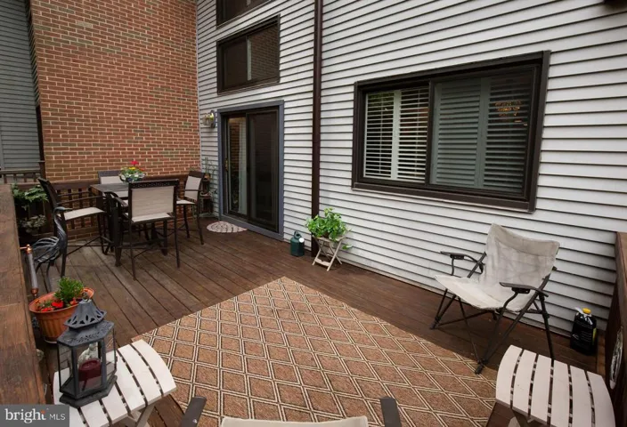5747 Waters Edge Landing Ln, Burke, Virginia 22015