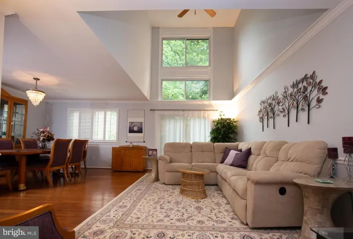 5747 Waters Edge Landing Ln, Burke, Virginia 22015