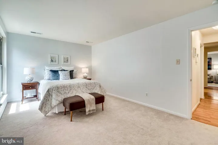 3328 Woodburn Village Dr #12, Annandale, Virginia 22003