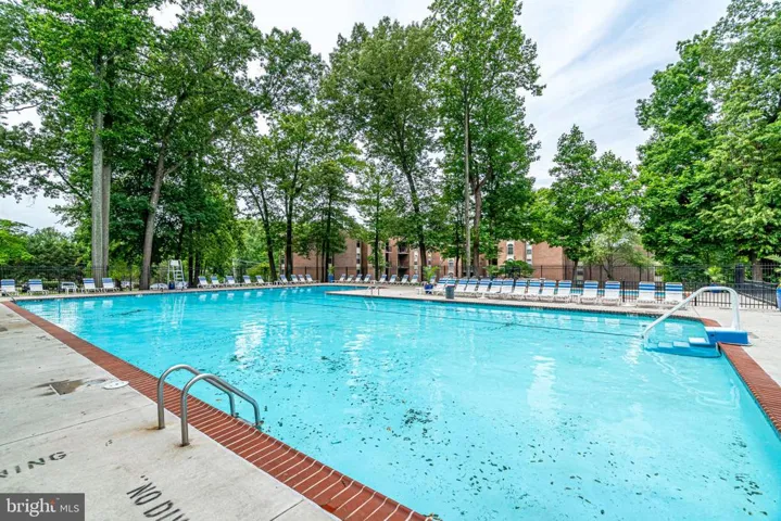 3328 Woodburn Village Dr #12, Annandale, Virginia 22003