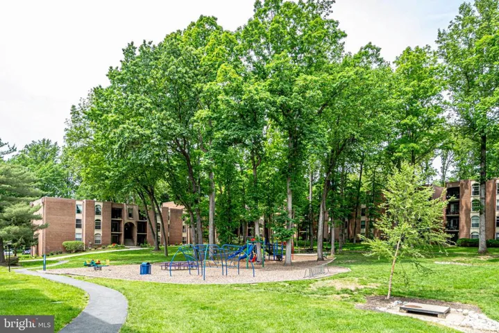 3328 Woodburn Village Dr #12, Annandale, Virginia 22003