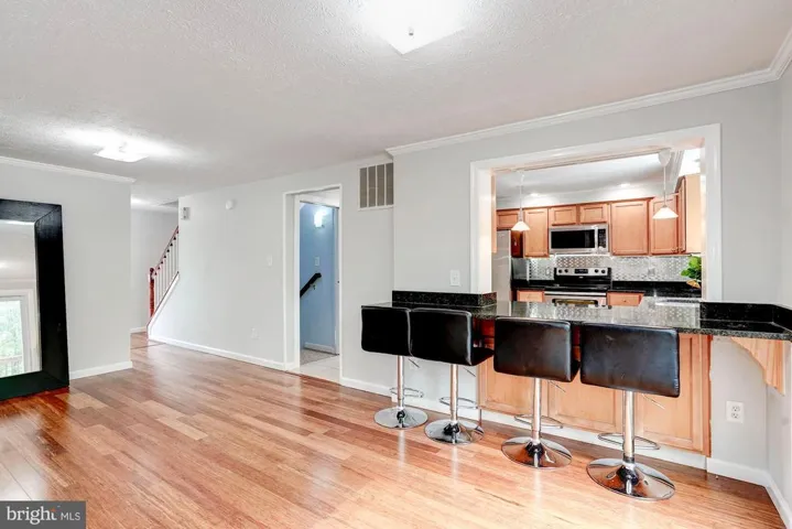 15108 Elk Run Rd, Chantilly, Virginia 20151