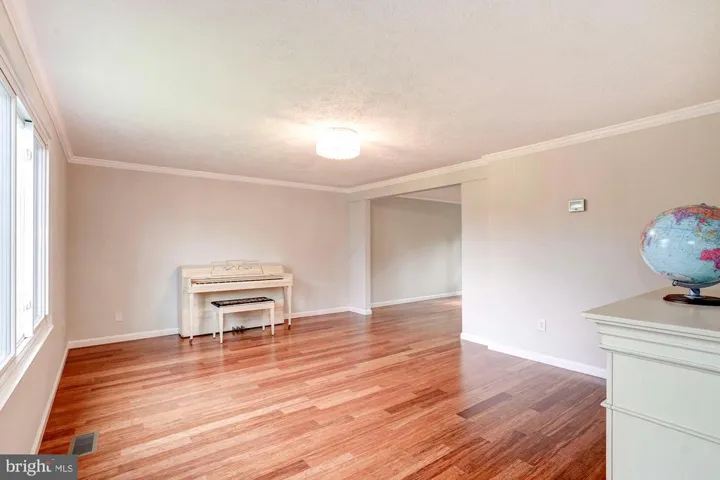 15108 Elk Run Rd, Chantilly, Virginia 20151
