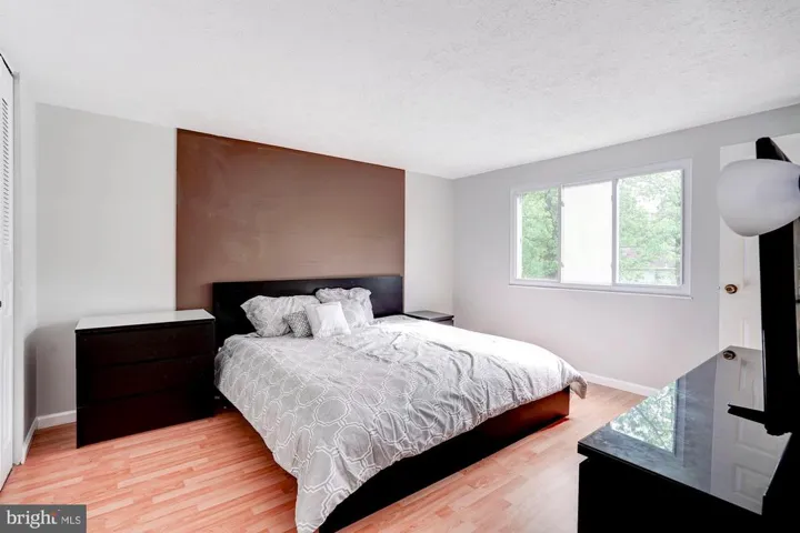 15108 Elk Run Rd, Chantilly, Virginia 20151
