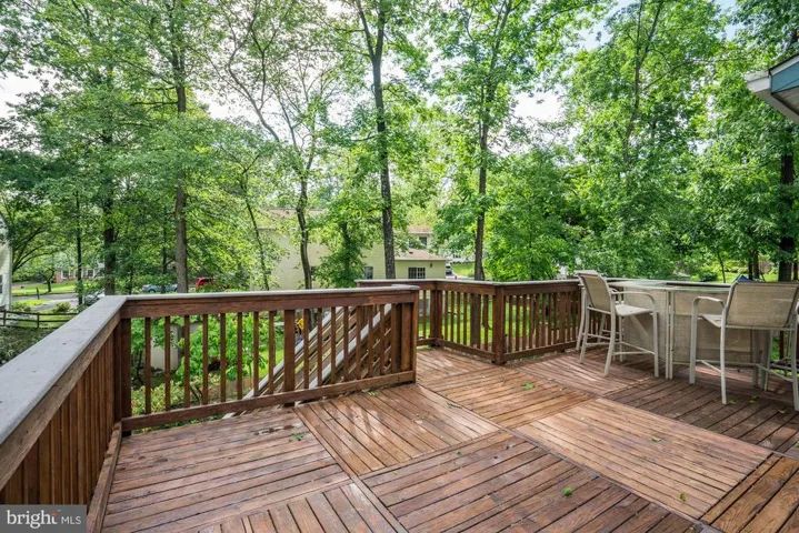 15108 Elk Run Rd, Chantilly, Virginia 20151