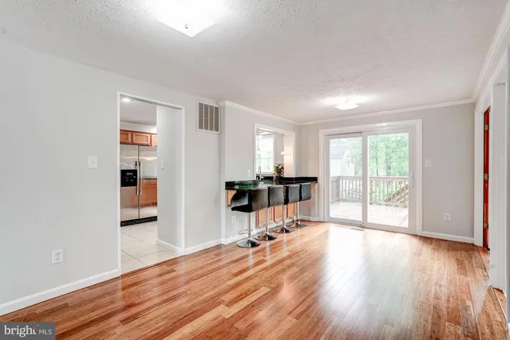15108 Elk Run Rd, Chantilly, Virginia 20151