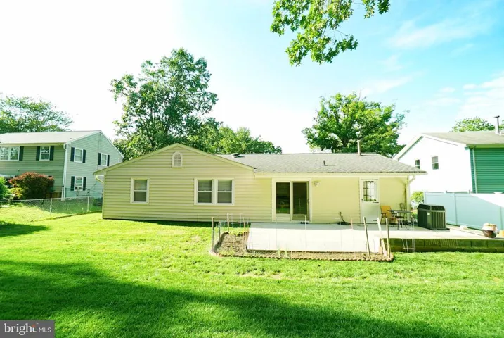 13136 Maltese Ln, Fairfax, Virginia 22033
