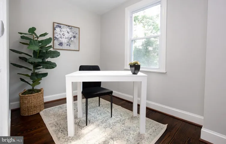 124 Baggett Pl, Alexandria, Virginia 22314