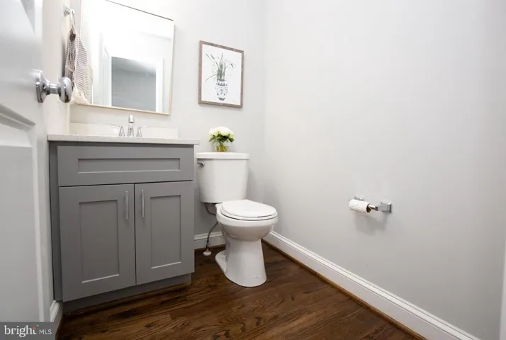 124 Baggett Pl, Alexandria, Virginia 22314