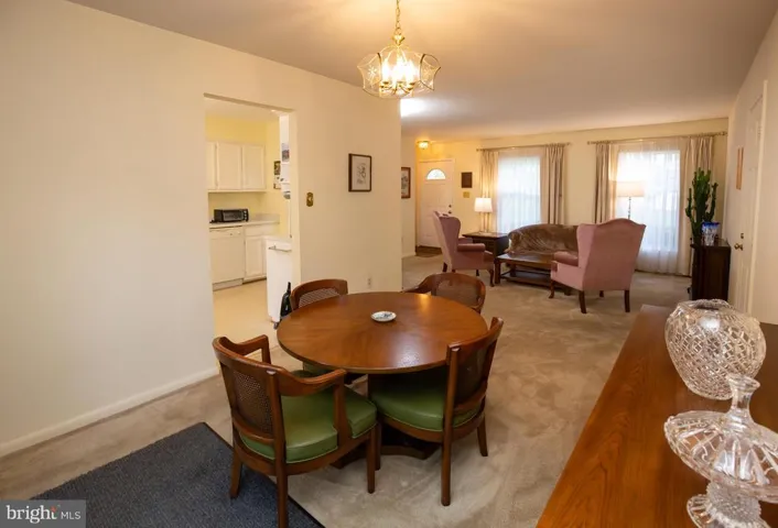 9514 Center St, Vienna, Virginia 22181