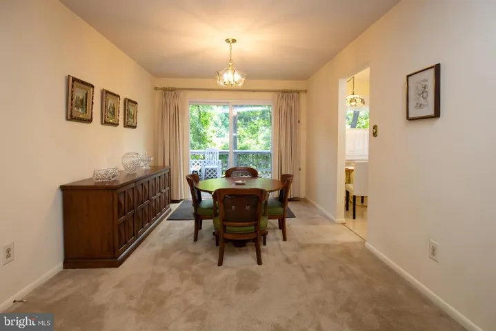 9514 Center St, Vienna, Virginia 22181