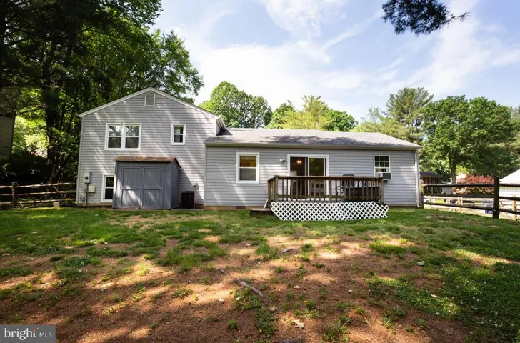 9514 Center St, Vienna, Virginia 22181