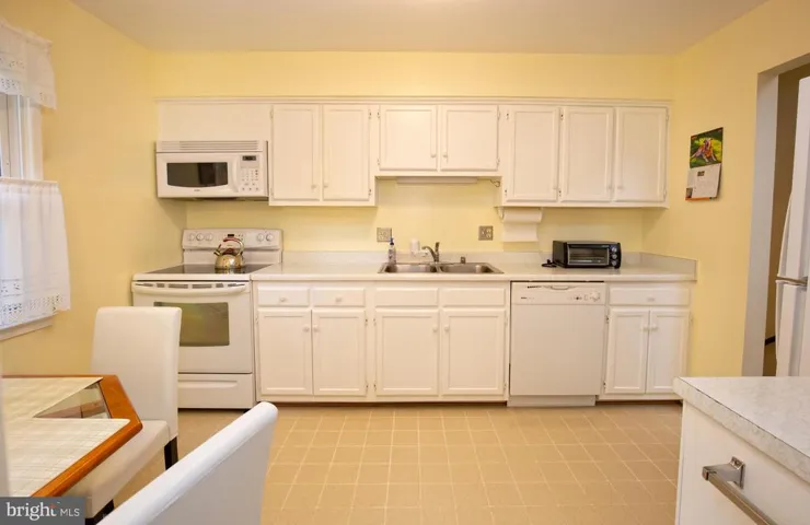 9514 Center St, Vienna, Virginia 22181