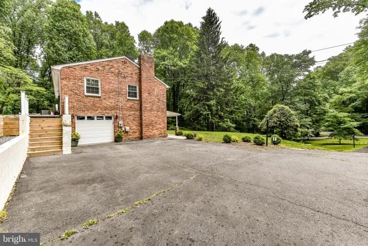 9342 Campbell Rd, Vienna, Virginia 22182