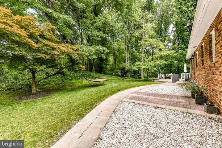 9342 Campbell Rd, Vienna, Virginia 22182