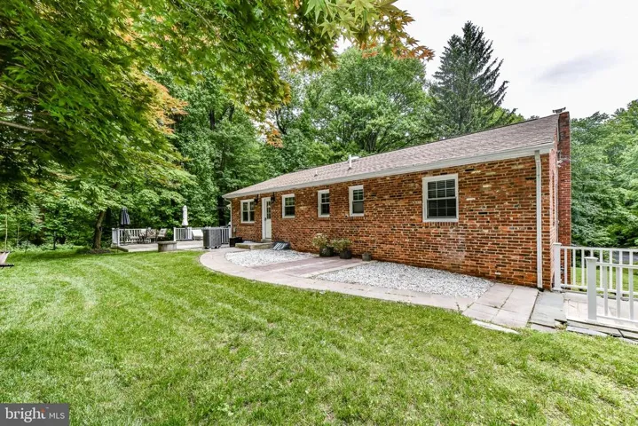 9342 Campbell Rd, Vienna, Virginia 22182