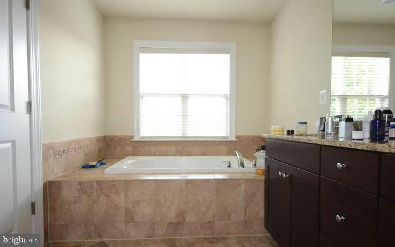 8064 Criaza Branch Ct, Vienna, Virginia 22182