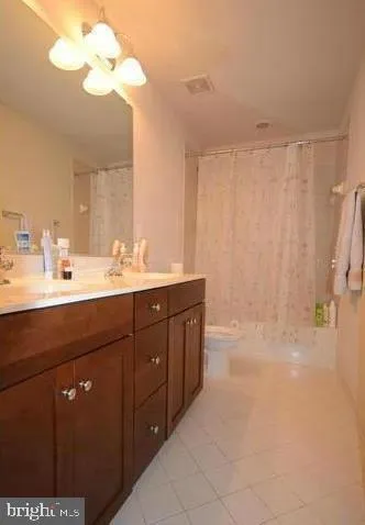 8064 Criaza Branch Ct, Vienna, Virginia 22182