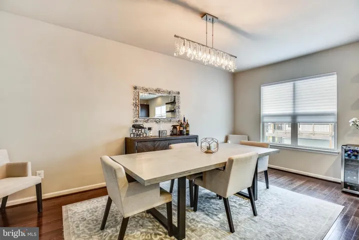 42643 Aden Ter, Ashburn, Virginia 20148