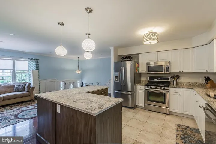 7807 Worthing Ct, Alexandria, Virginia 22315