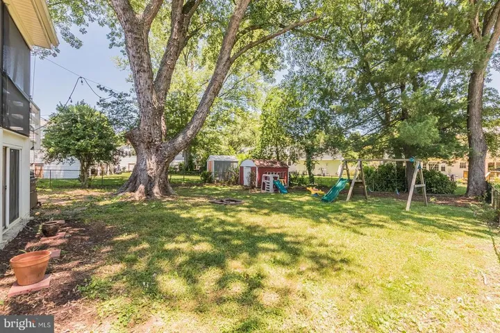 7807 Worthing Ct, Alexandria, Virginia 22315