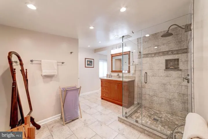 6641 Kirkley Ave, Mclean, Virginia 22101