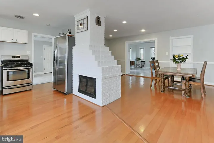 7410 Gresham St, Springfield, Virginia 22151