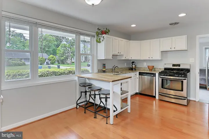 7410 Gresham St, Springfield, Virginia 22151