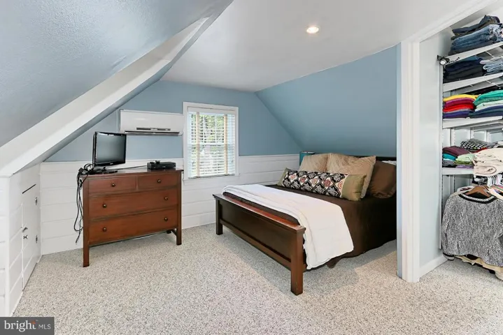 2931 Woodlawn Ave, Falls Church, Virginia 22042