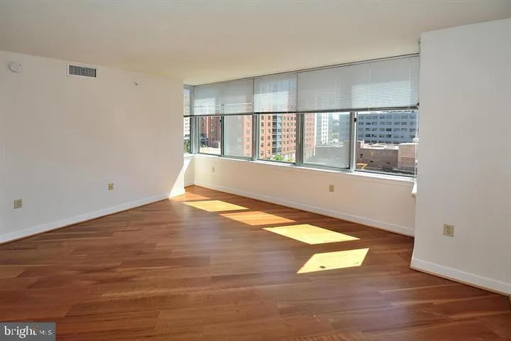 555 Massachusetts Ave Nw #704, Washington, District of Columbia 20001