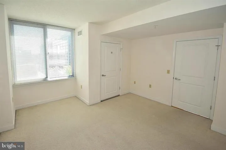 555 Massachusetts Ave Nw #704, Washington, District of Columbia 20001