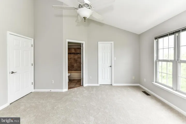 45555 Whitcomb Sq, Sterling, Virginia 20166