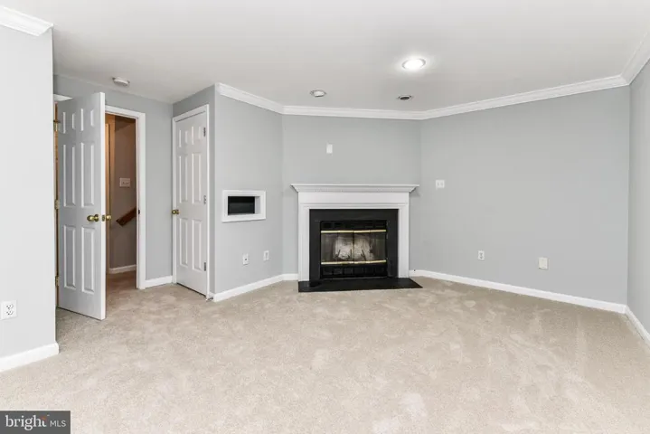 45555 Whitcomb Sq, Sterling, Virginia 20166