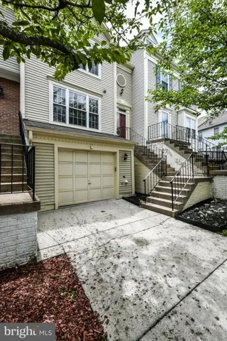 45555 Whitcomb Sq, Sterling, Virginia 20166