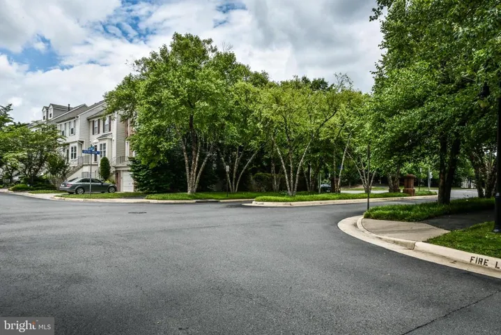 45555 Whitcomb Sq, Sterling, Virginia 20166