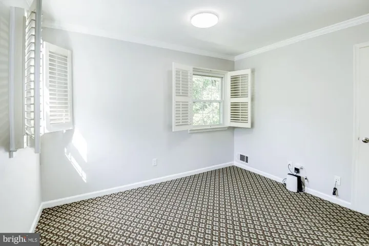 8431 Cherry Valley Ln, Alexandria, Virginia 22309