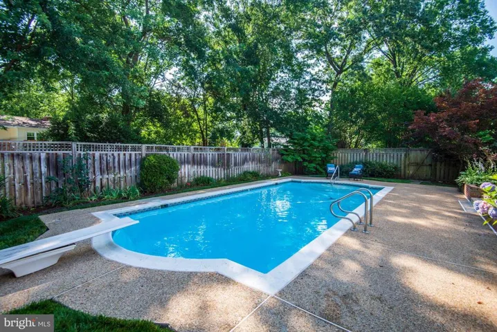 8431 Cherry Valley Ln, Alexandria, Virginia 22309