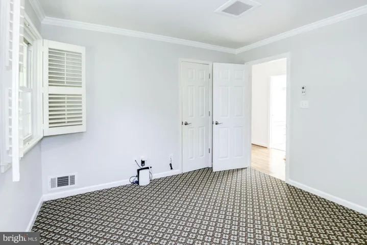 8431 Cherry Valley Ln, Alexandria, Virginia 22309