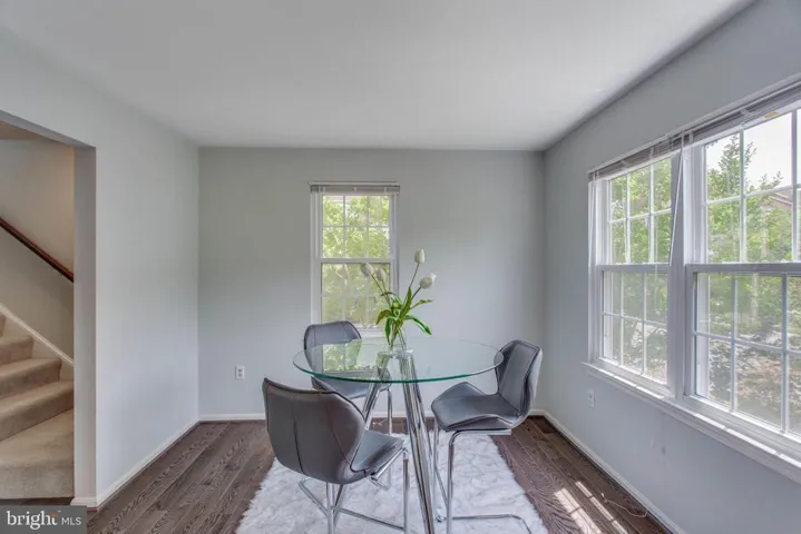 10131 Valentino Dr, Oakton, Virginia 22124